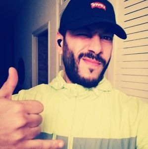 Meet your Posher, Yassine